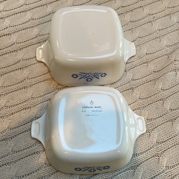 Set of 2 Corning Ware Cornflower Blue Small Casserole Dishes P-43-B & P-41. - Picture 9 of 15